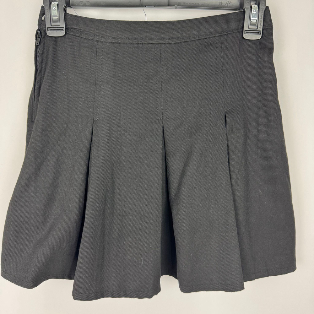 Hot Topic Mini Skirt Womens XS Black Buckle Pleated Grunge Goth Punk Rock NWOT - Picture 5 of 11